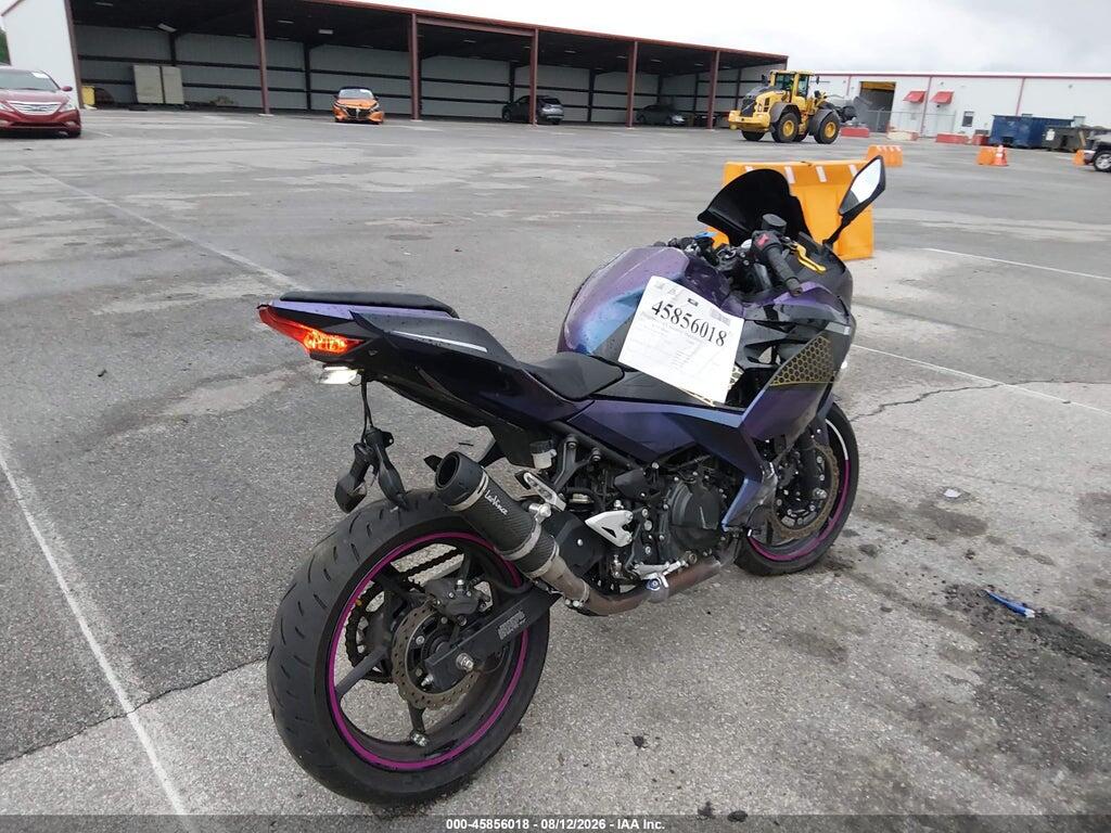JKAEXKG16MDAA9157 2021 KAWASAKI EX400 photo no. 4