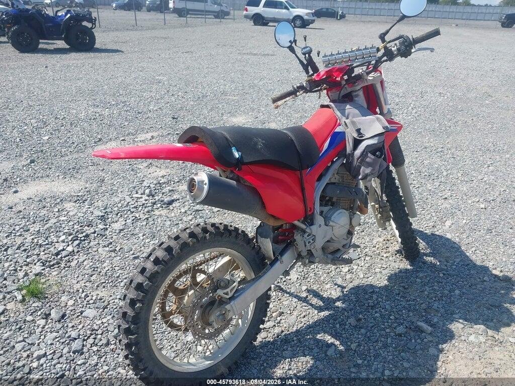 9C2ME1349RR401623 2024 HONDA CRF250 photo no. 4