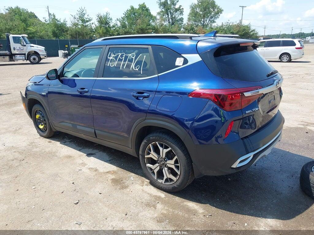 KNDERCAAXM7072289 2021 KIA SELTOS photo no. 3