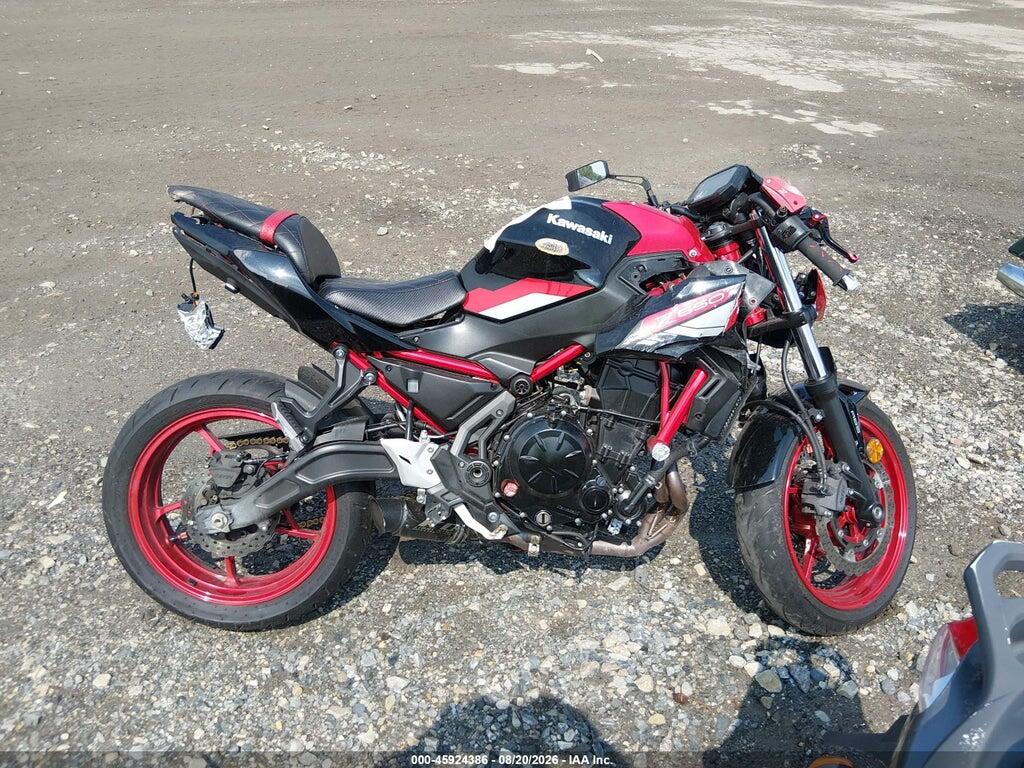 ML5EREN11RDAB7964 2024 KAWASAKI ER650 photo no. 12