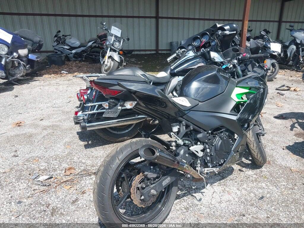 JKAEXKG15PDAS3074 2023 KAWASAKI EX400 photo no. 4