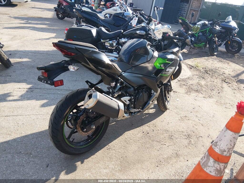 JKAEXKH15PDAN8082 2023 KAWASAKI EX400 photo no. 4