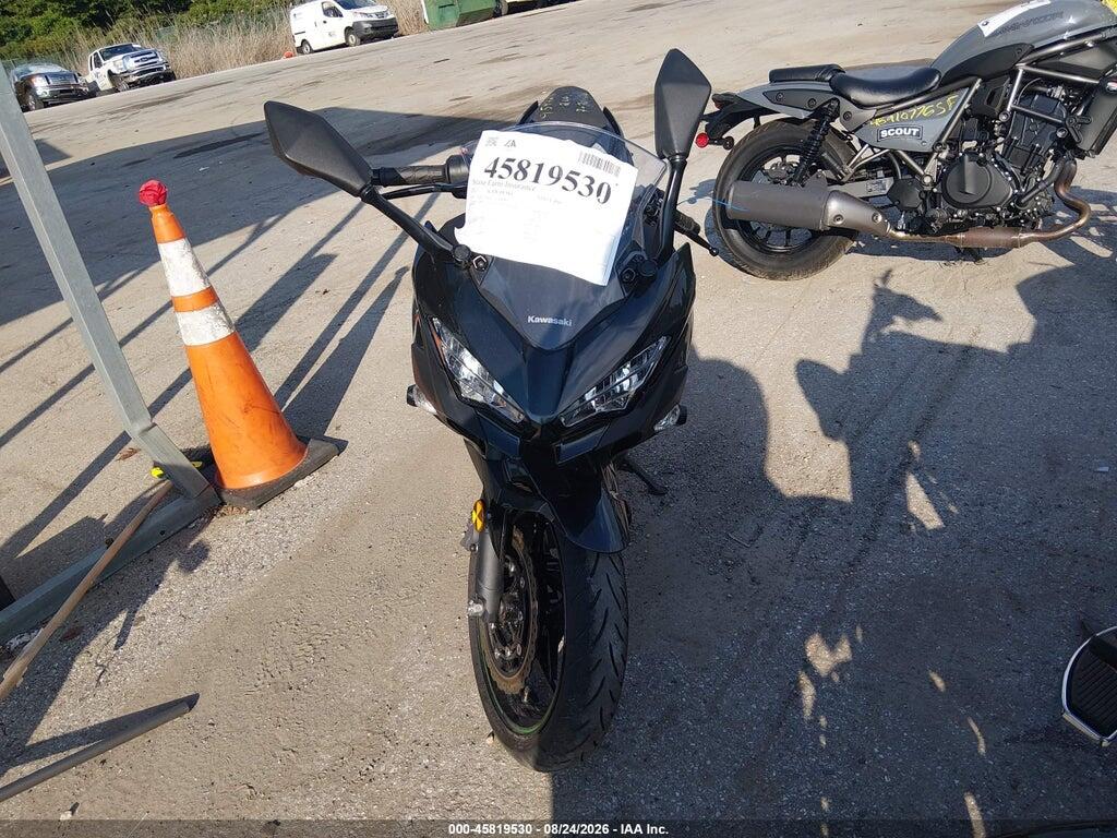 JKAEXKH15PDAN8082 2023 KAWASAKI EX400 photo no. 5