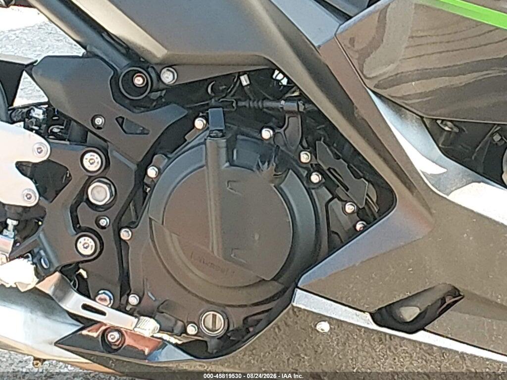 JKAEXKH15PDAN8082 2023 KAWASAKI EX400 photo no. 8