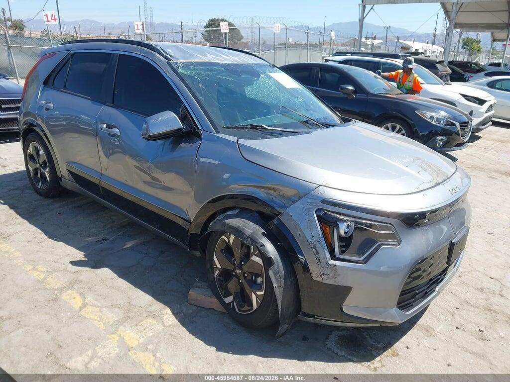 2023 KIA NIRO EV KNDCR3L12P5038318