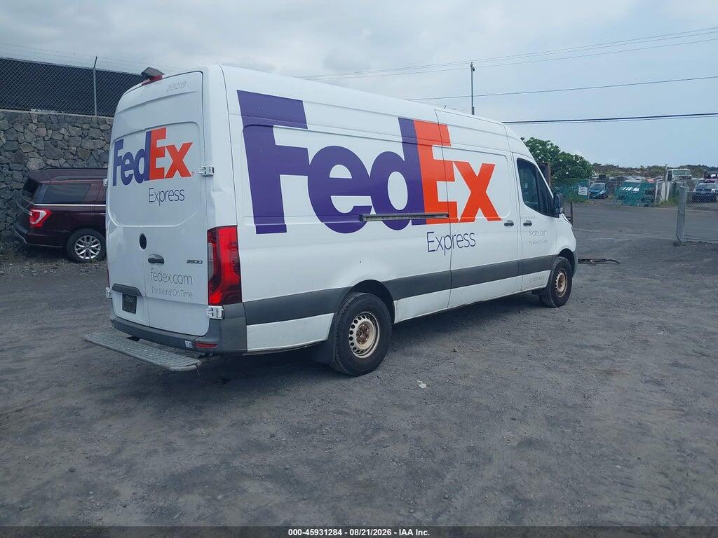 W1Y4DCHY6MT064531 2021 MERCEDES-BENZ SPRINTER 2500 photo no. 4