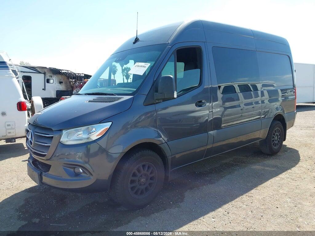 W1W4DBHY4MT050243 2021 MERCEDES-BENZ SPRINTER 2500 photo no. 2