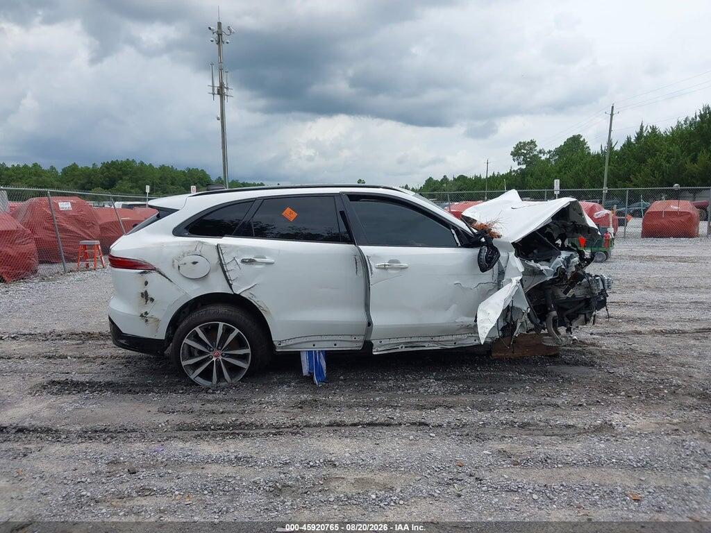 SADCJ2EX9NA697346 2022 JAGUAR F-PACE photo no. 12