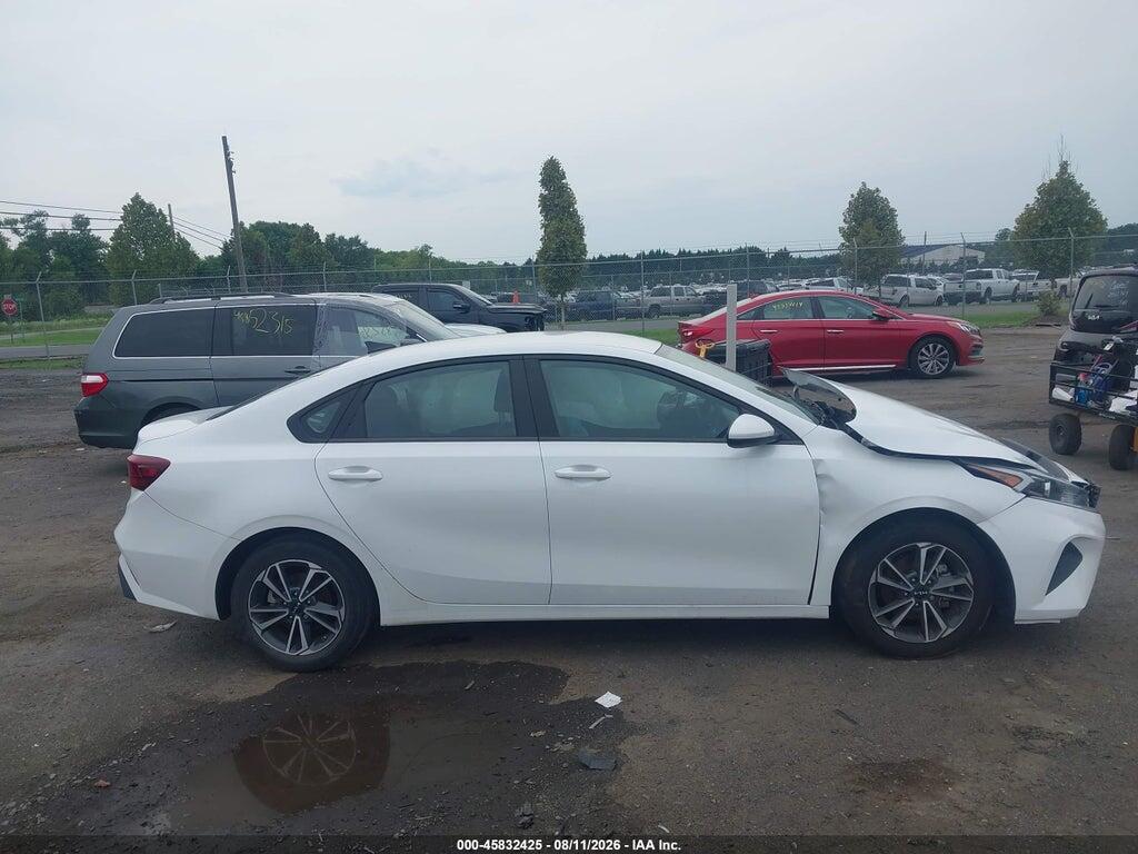 3KPF24AD9NE426166 2022 KIA FORTE photo no. 12