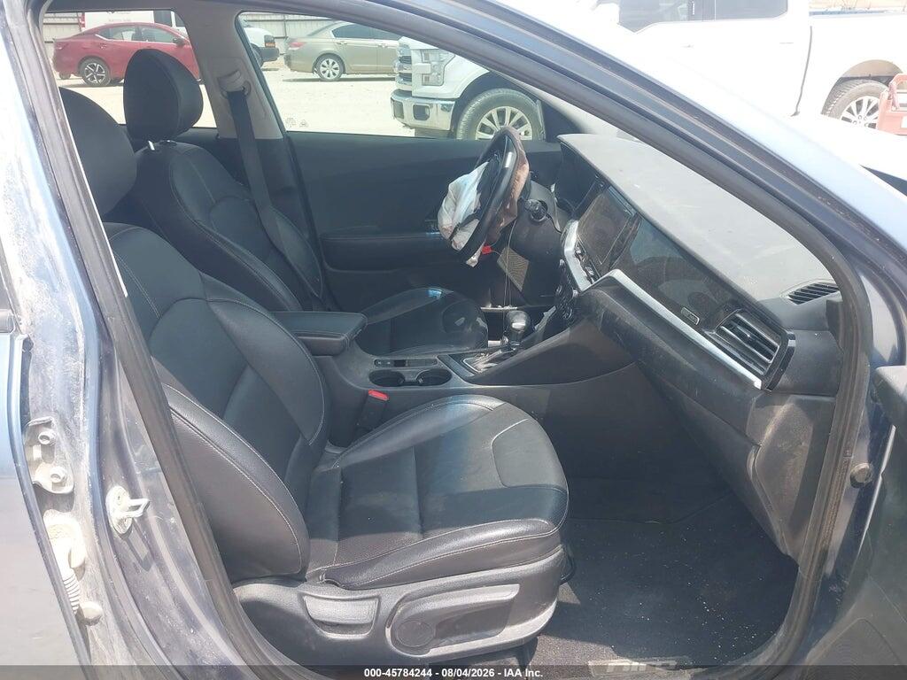 KNDCC3LC8N5515740 2022 KIA NIRO photo no. 5