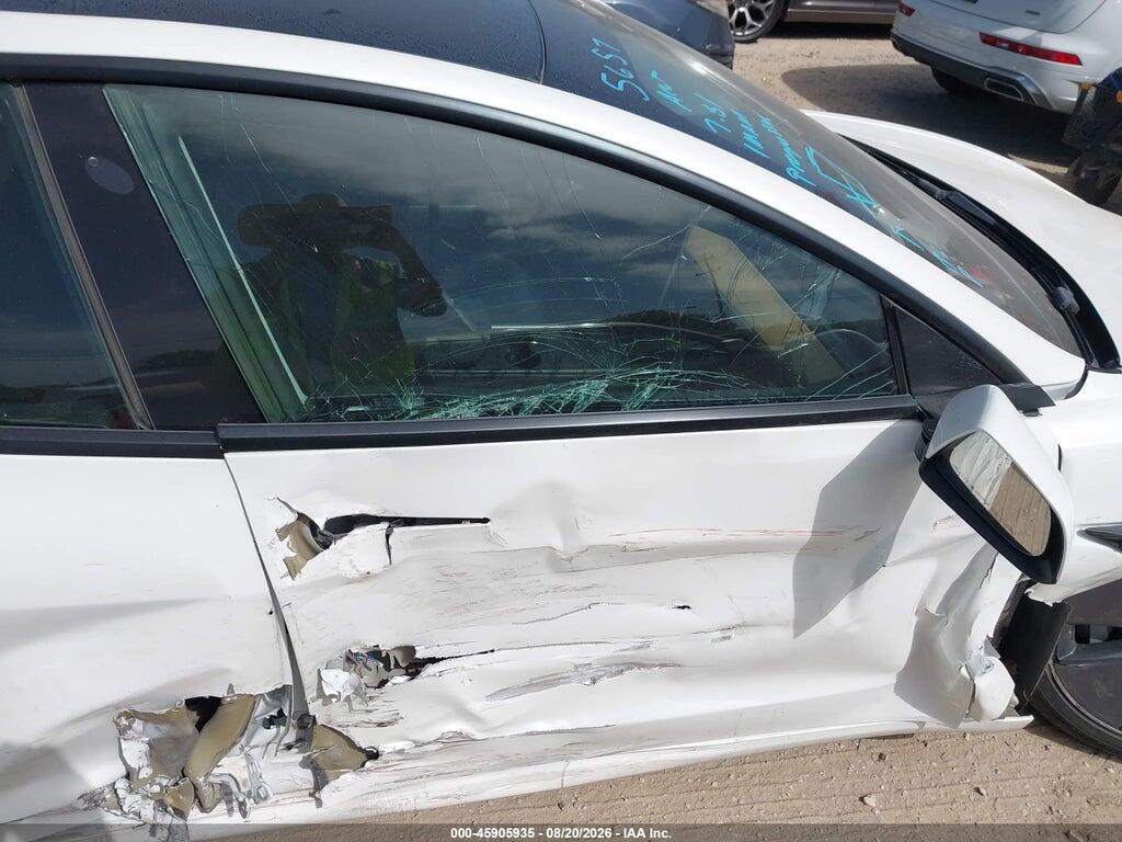 5YJ3E1EA1MF866626 2021 TESLA MODEL 3 photo no. 5