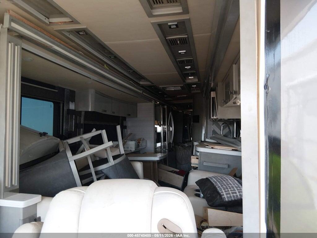 5VBZA89A7MA121565 2021 TIFFIN MOTORHOMES INC ZEPHYR photo no. 5