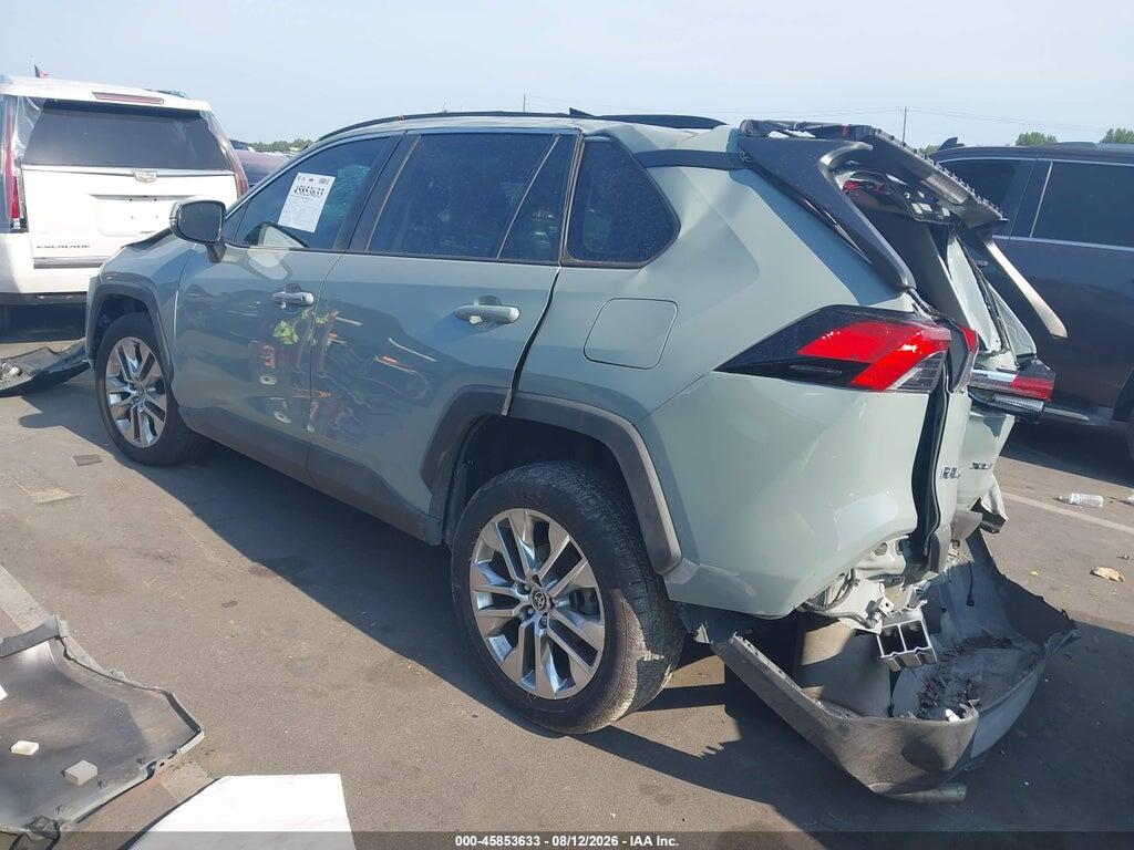 2T3C1RFV3MW172848 2021 TOYOTA RAV4 photo no. 3