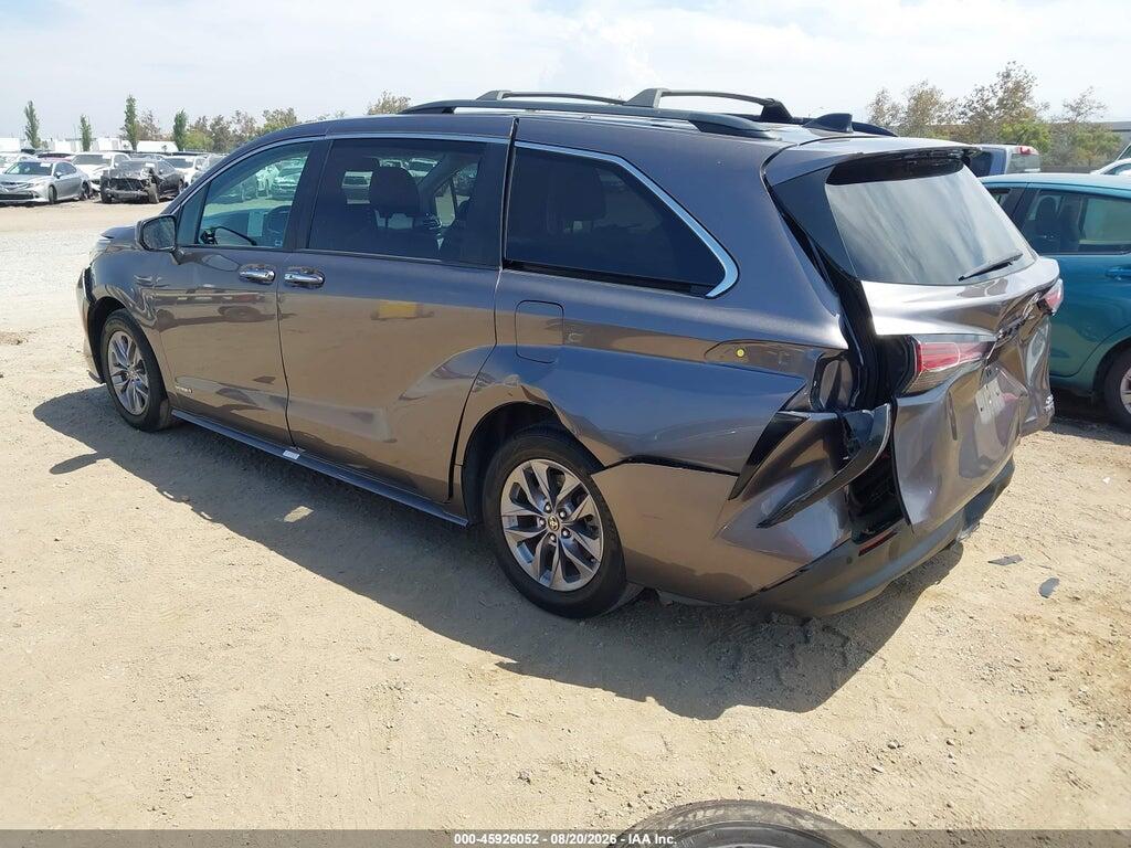 5TDYRKEC2MS013746 2021 TOYOTA SIENNA photo no. 3