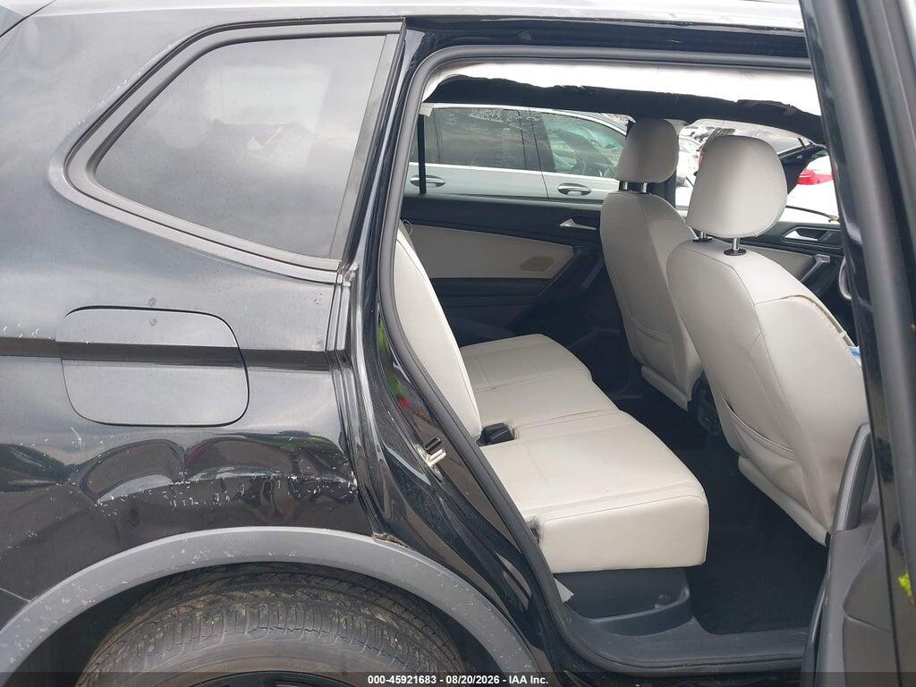 2021 VOLKSWAGEN TIGUAN — Фото 8 из 16