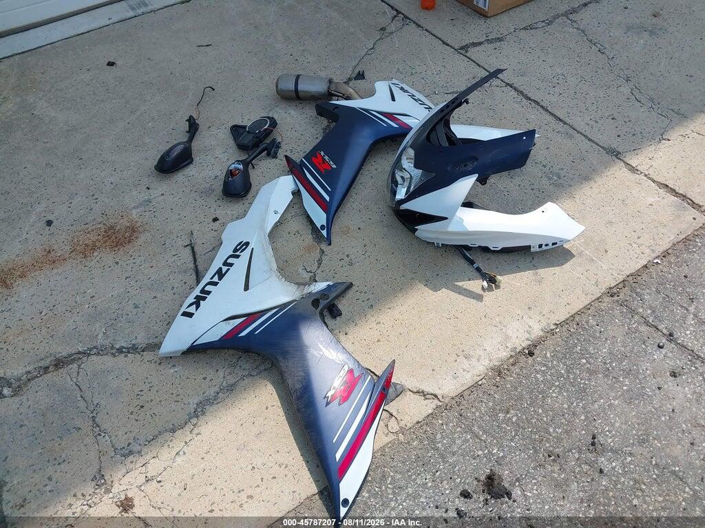JS1GR7MA0R7100789 2024 SUZUKI GSX-R750 photo no. 12