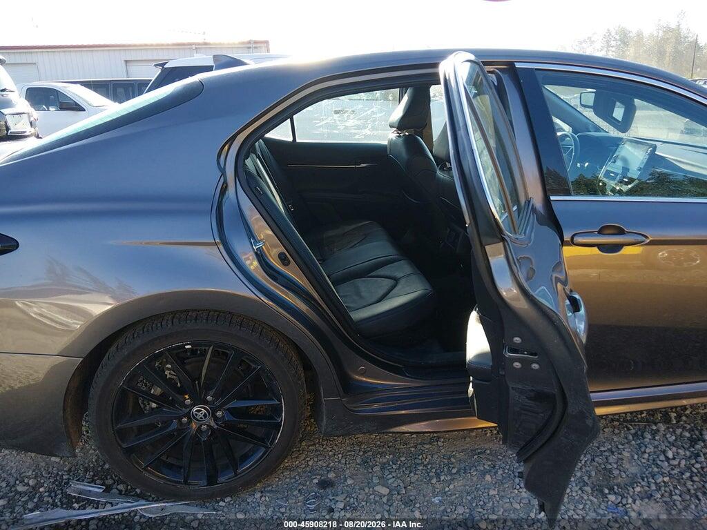 4T1K31AK2RU621621 2024 TOYOTA CAMRY HYBRID photo no. 8