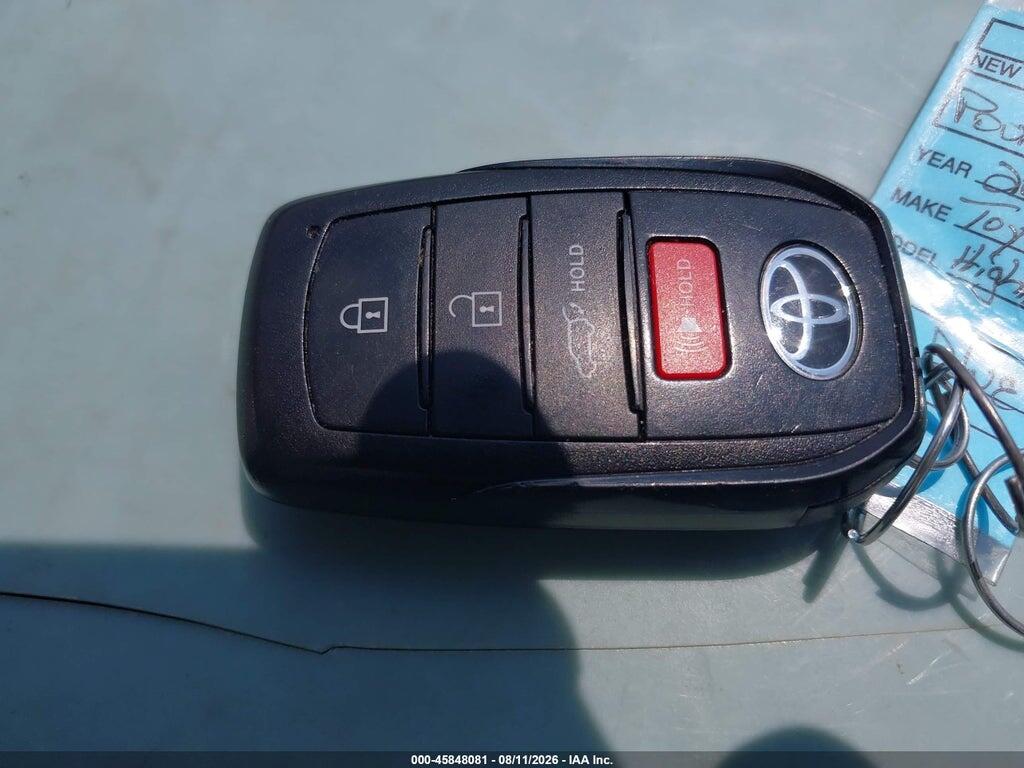 5TDAAAB54RS066898 2024 TOYOTA GRAND HIGHLANDER photo no. 11