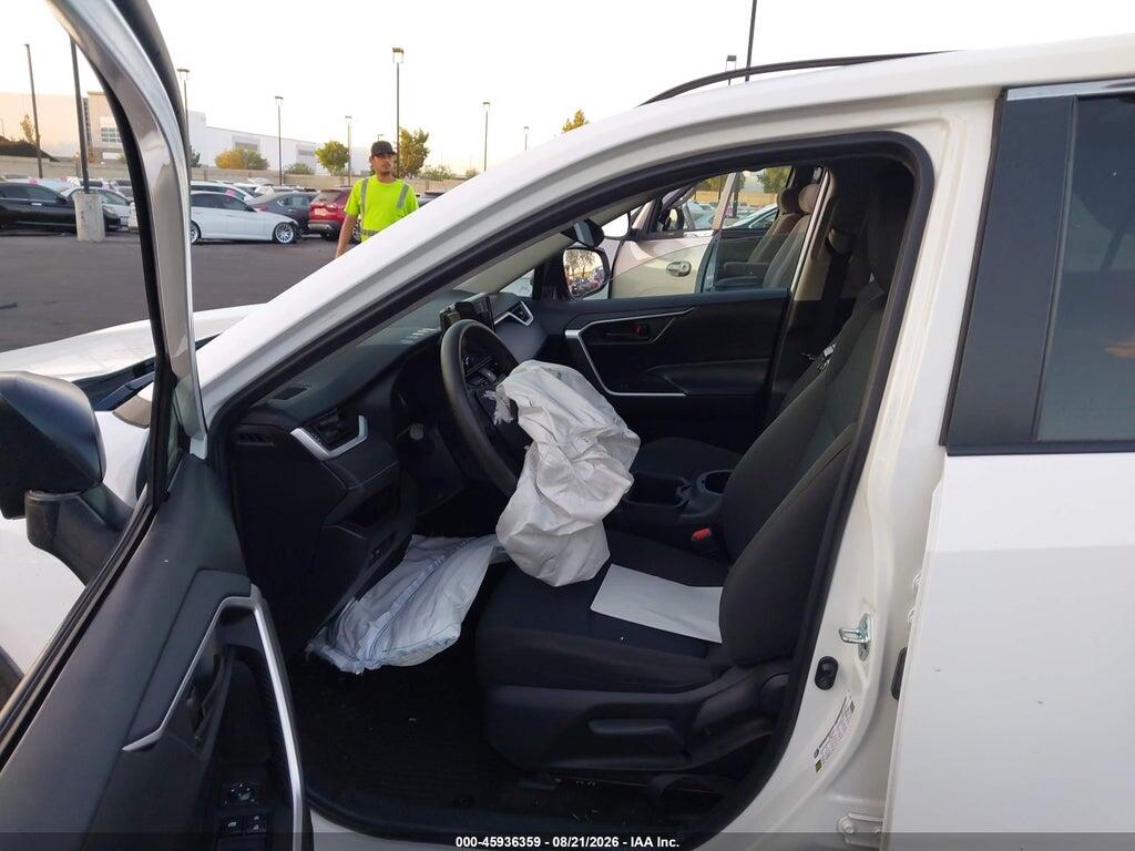 2T3F1RFV2RC458213 2024 TOYOTA RAV4 photo no. 5