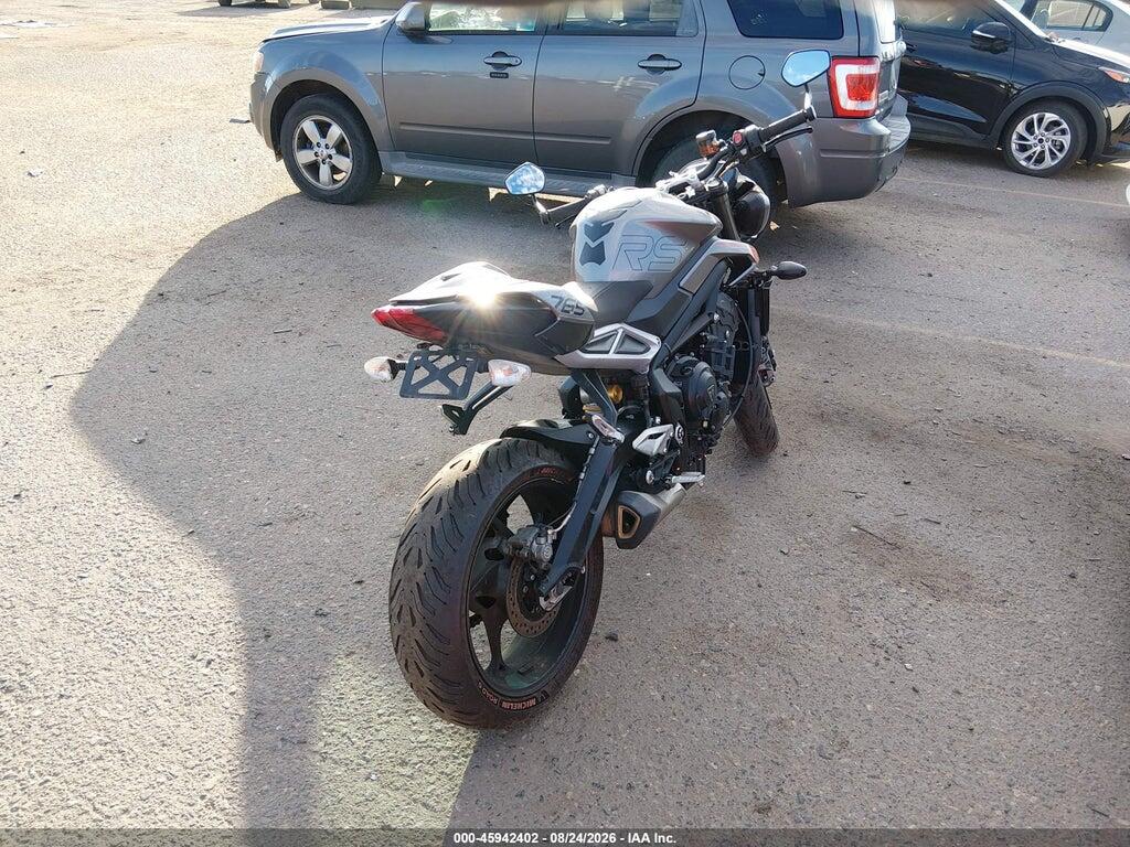 SMTA614K4RTBR8425 2024 TRIUMPH MOTORCYCLE STREET TRIPLE photo no. 4