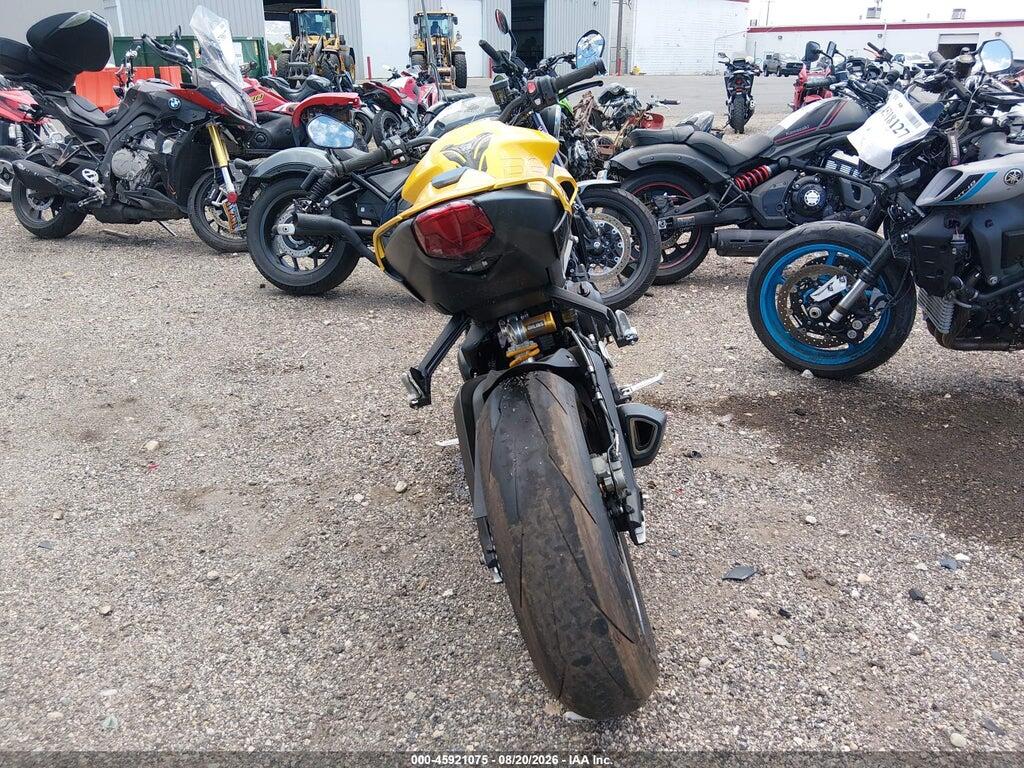 SMTA614K9RTBV8048 2024 TRIUMPH MOTORCYCLE STREET TRIPLE photo no. 6