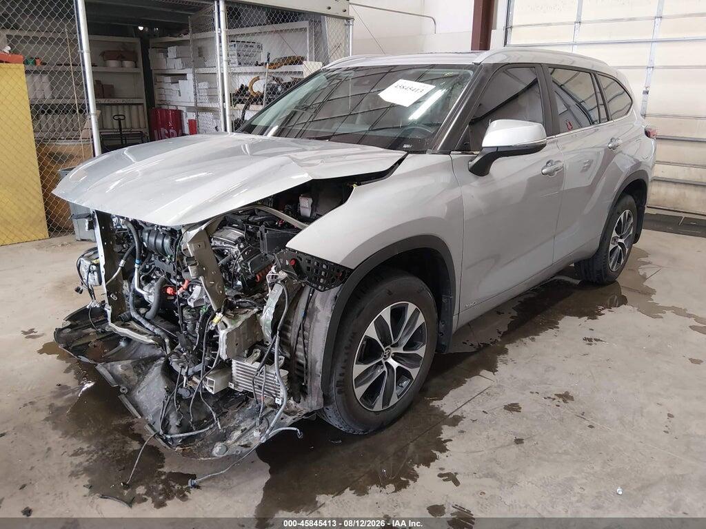 5TDKBRCH2PS131737 2023 TOYOTA HIGHLANDER photo no. 2