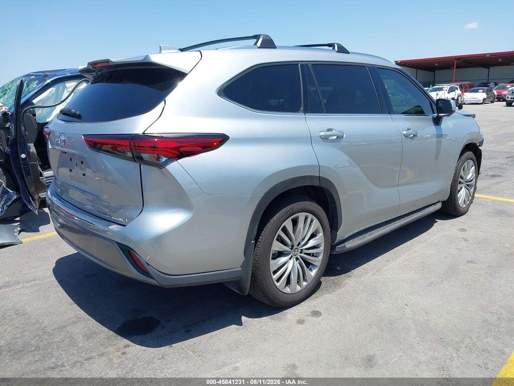 5TDKDRBH4PS515479 2023 TOYOTA HIGHLANDER photo no. 4