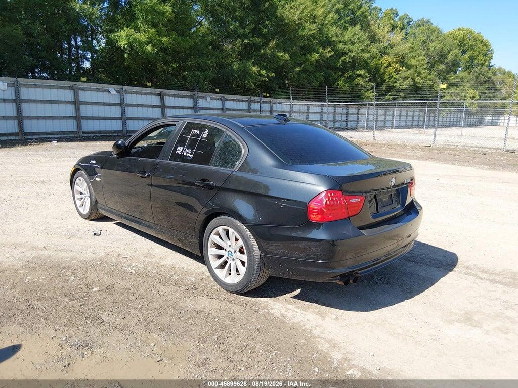 WBAPH7C53BE681636 2011 BMW 328I photo no. 3