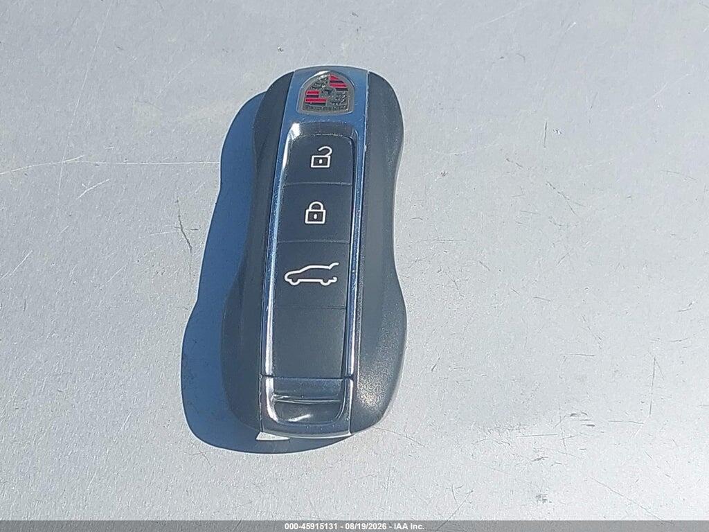 WP1BA2AY0NDA49624 2022 PORSCHE CAYENNE COUPE photo no. 11
