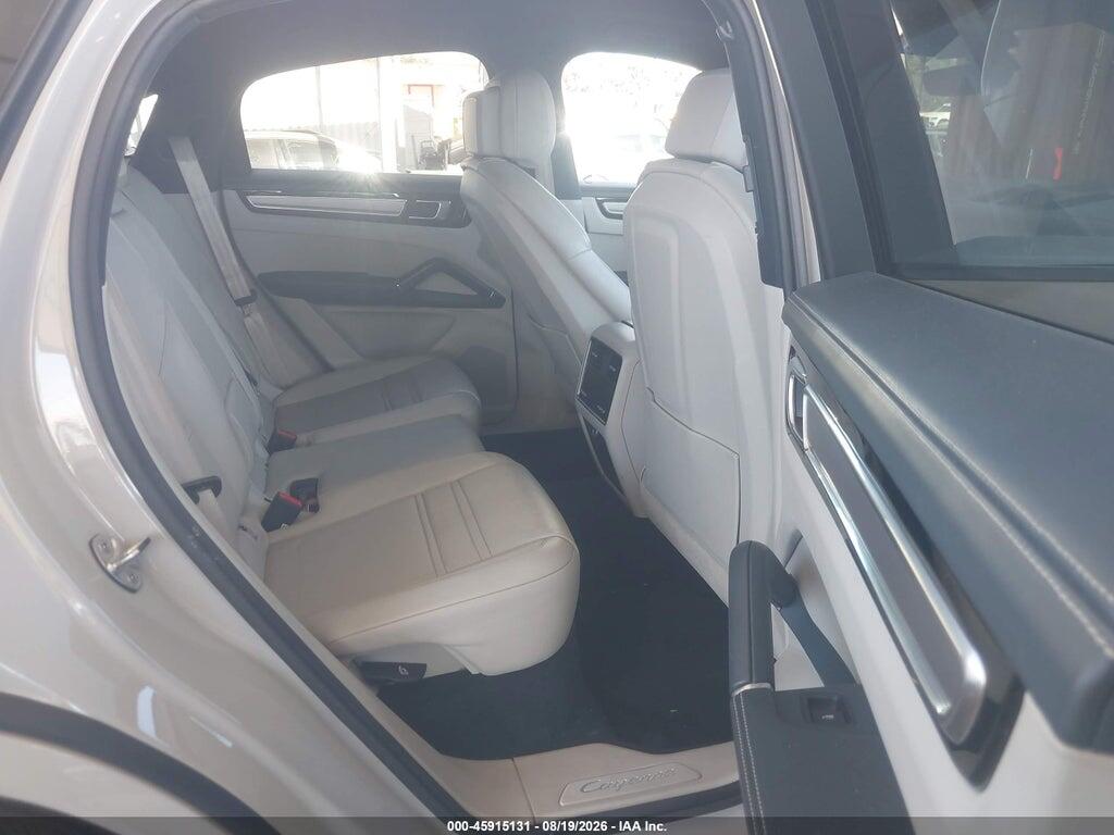 WP1BA2AY0NDA49624 2022 PORSCHE CAYENNE COUPE photo no. 8