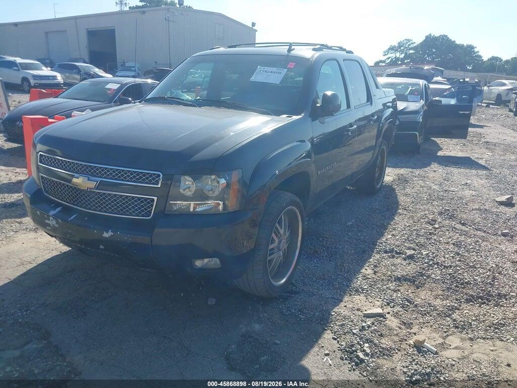 3GNMCFE04BG242767 2011 CHEVROLET AVALANCHE 1500 photo no. 2