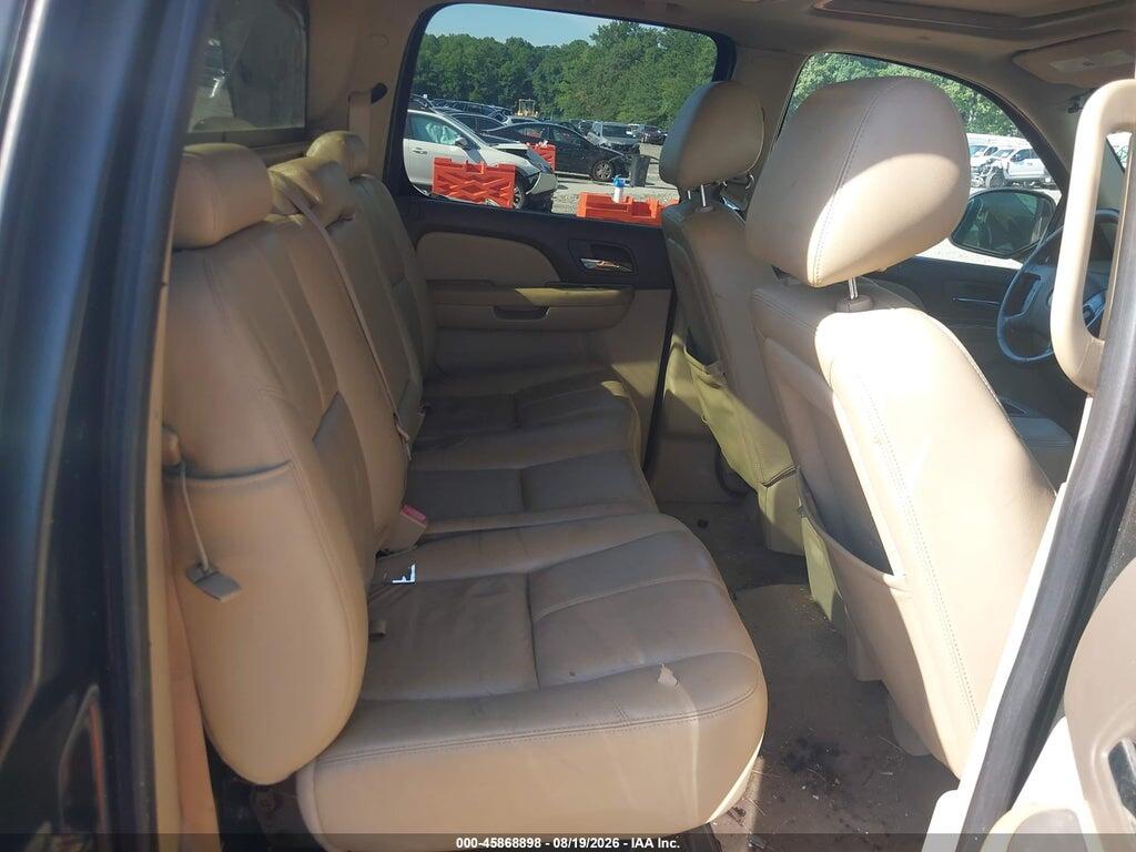 3GNMCFE04BG242767 2011 CHEVROLET AVALANCHE 1500 photo no. 8