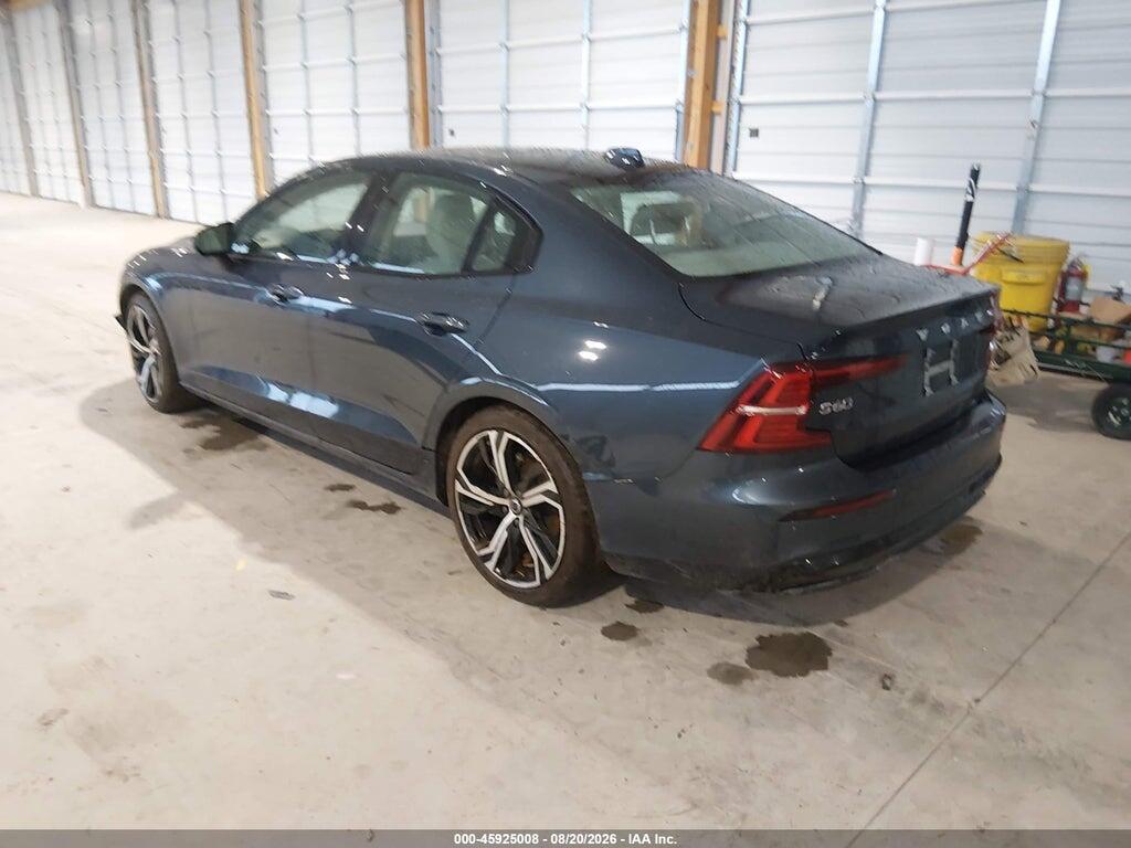 7JRL12TK7RG298393 2024 VOLVO S60 photo no. 3