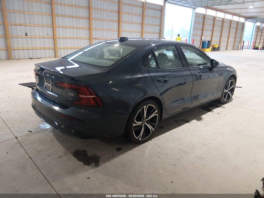 7JRL12TK7RG298393 2024 VOLVO S60 photo no. 4