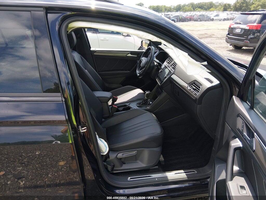 2023 VOLKSWAGEN TIGUAN 2.0T SE R-LINE BLACK — Фото 5 из 16