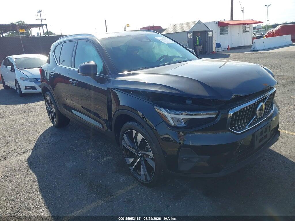 2023 VOLVO XC40 YV4L12UN0P2938975