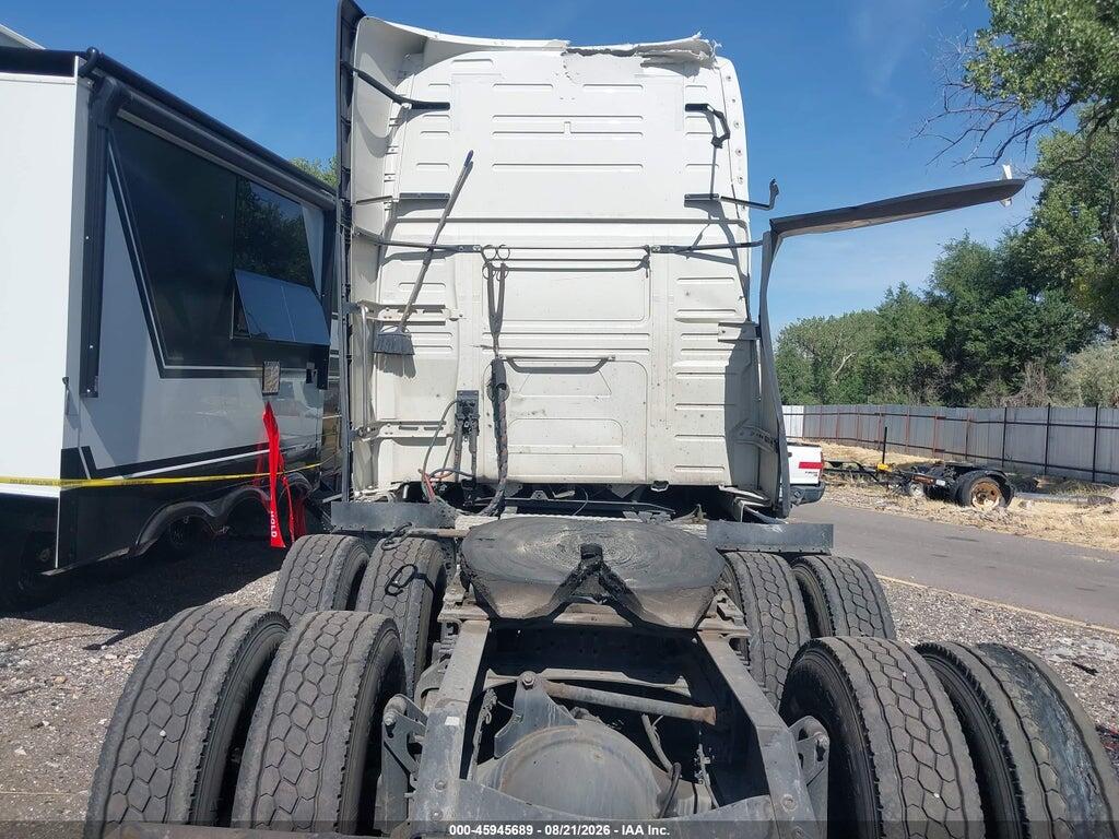 4V4NC9EH0PN336930 2023 VOLVO VNL photo no. 8