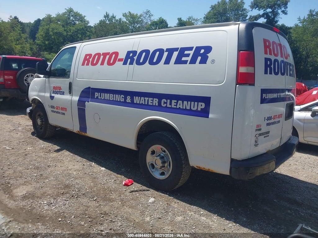 1GCWGFFA7B1131058 2011 CHEVROLET EXPRESS 2500 photo no. 3