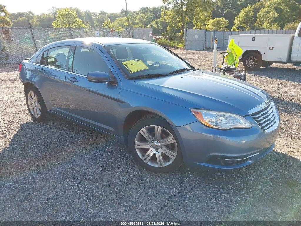 1C3BC1FB4BN612808 2011 CHRYSLER 200 photo no. 1