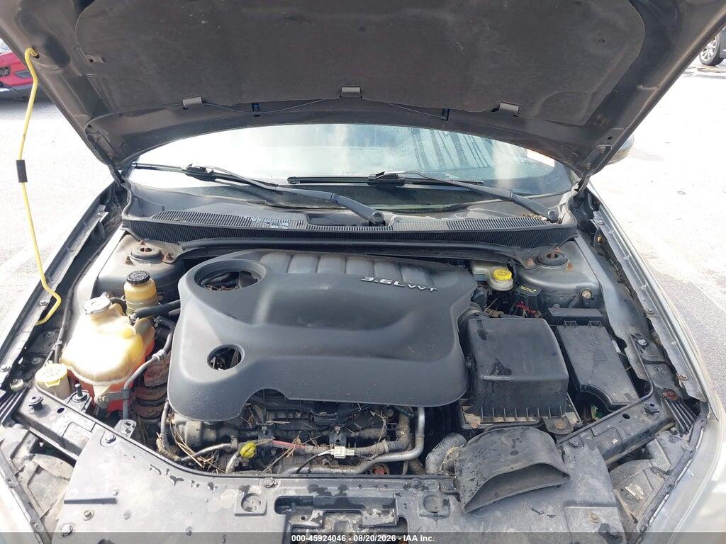 1C3BC8FG3BN615848 2011 CHRYSLER 200 photo no. 10