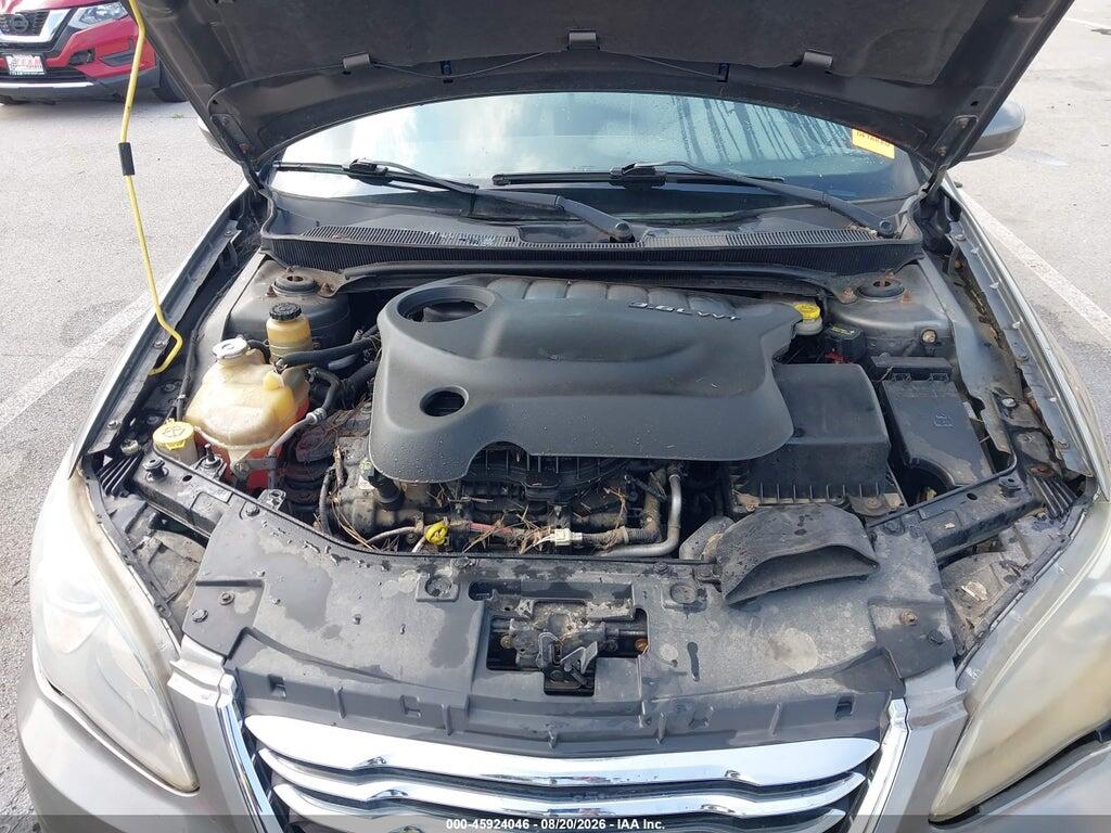 1C3BC8FG3BN615848 2011 CHRYSLER 200 photo no. 12