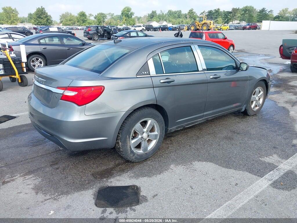 1C3BC8FG3BN615848 2011 CHRYSLER 200 photo no. 4