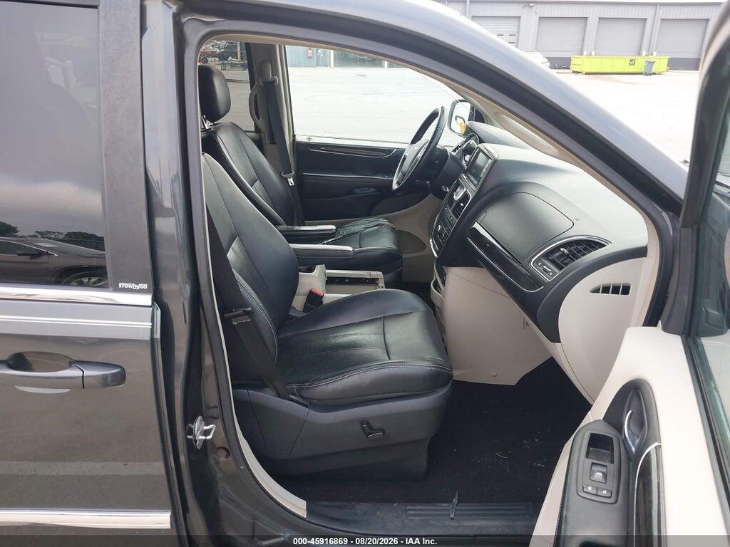 2A4RR8DG3BR703825 2011 CHRYSLER TOWN & COUNTRY photo no. 5