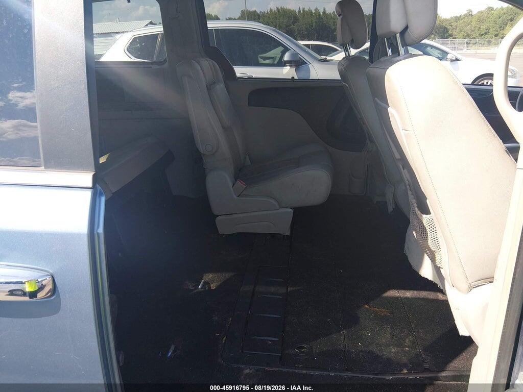 2A4RR8DG5BR746112 2011 CHRYSLER TOWN & COUNTRY photo no. 8