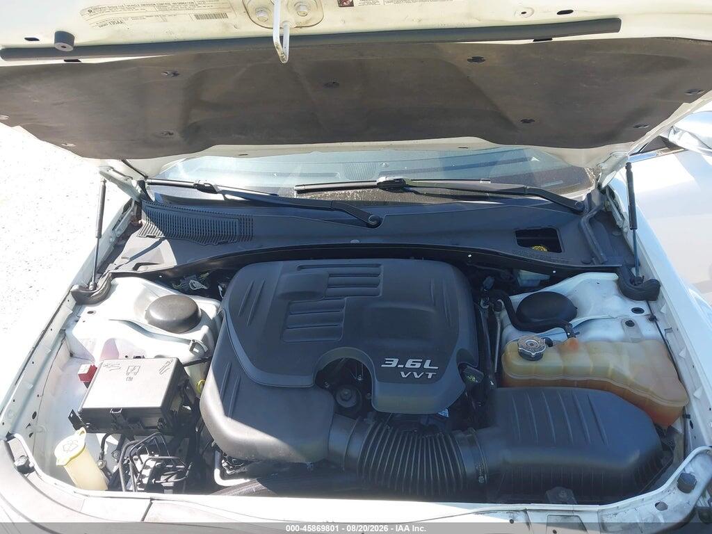 2C3CA5CG8BH582660 2011 CHRYSLER 300 photo no. 10