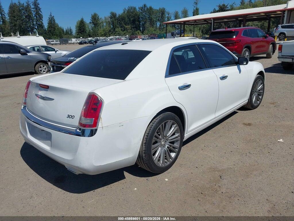 2C3CA5CG8BH582660 2011 CHRYSLER 300 photo no. 4