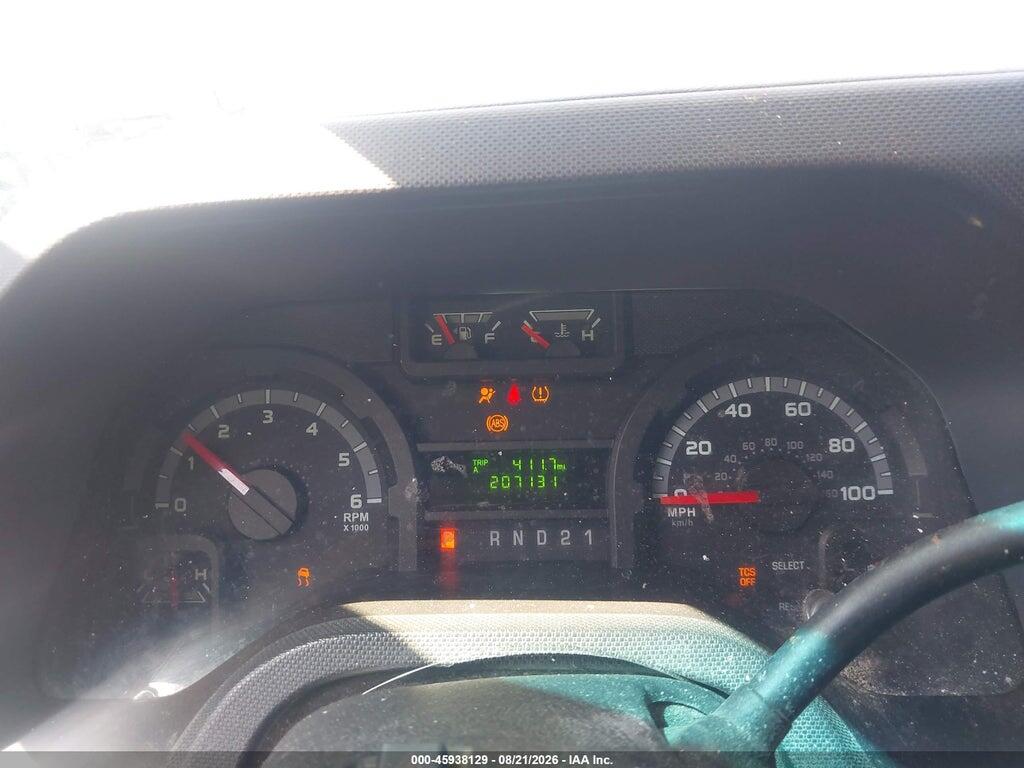 1FMNE1BW7BDA35883 2011 FORD E-150 photo no. 7