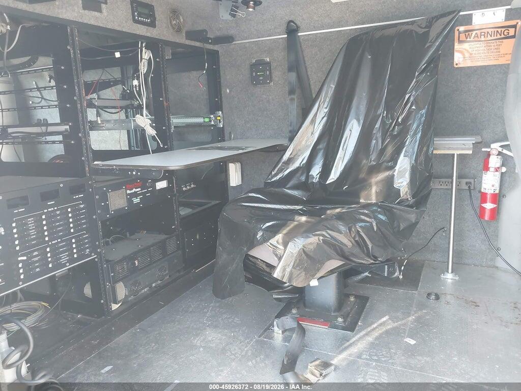 1FTSS3ES6BDB25790 2011 FORD E-350 SUPER DUTY photo no. 8
