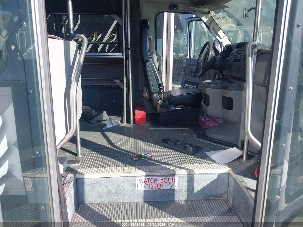 1FDFE4FS1BDB22594 2011 FORD ECONOLINE COMMERCIAL CUTAWAY photo no. 11
