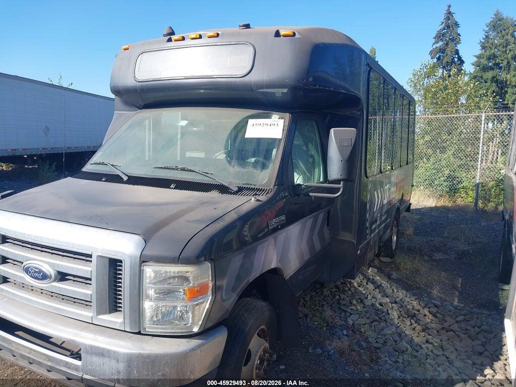 1FDFE4FS1BDB22594 2011 FORD ECONOLINE COMMERCIAL CUTAWAY photo no. 2
